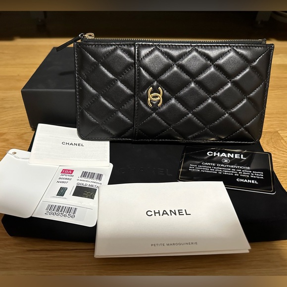 💯%Authentic!Chanel Lambskin Quilted Classic Flat Wallet/Phone Pouch/Card Holder - Picture 3 of 13